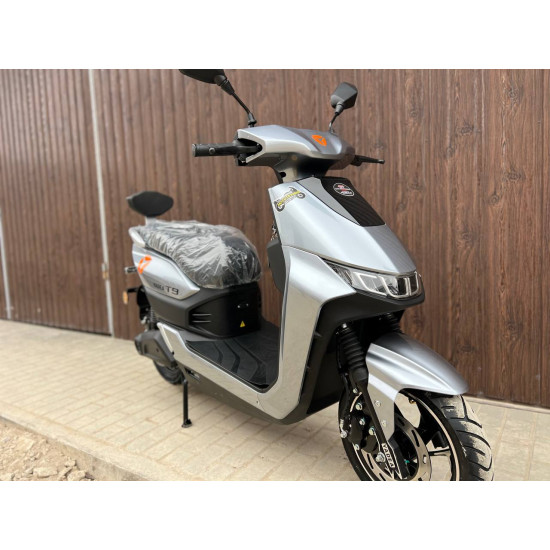 Електроскутер YADEA T9