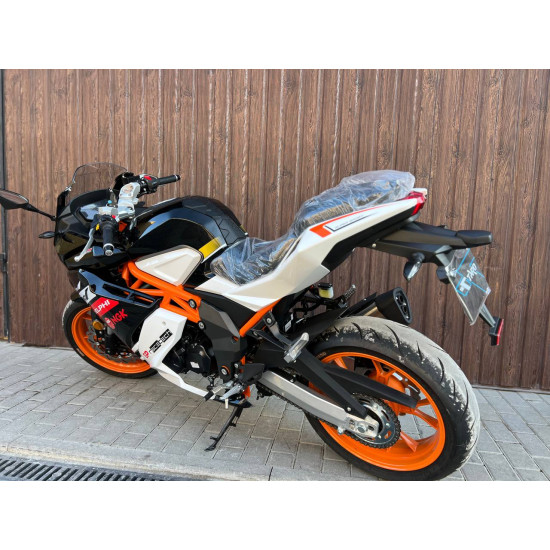 мотоцикл TARO GP1 400
