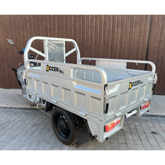 Електротрицикл DOZER Model 3